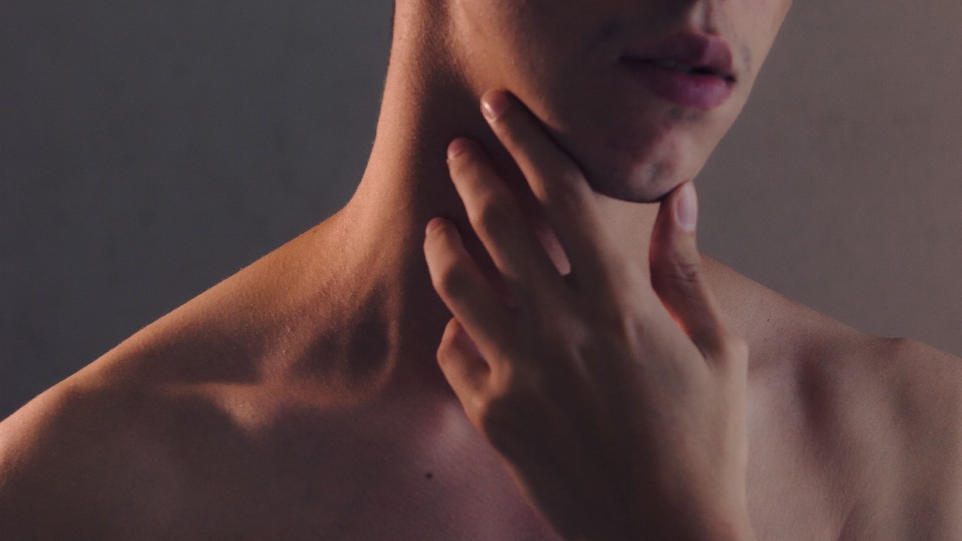 Halsschmerzen: Fünf Tipps gegen Halsweh